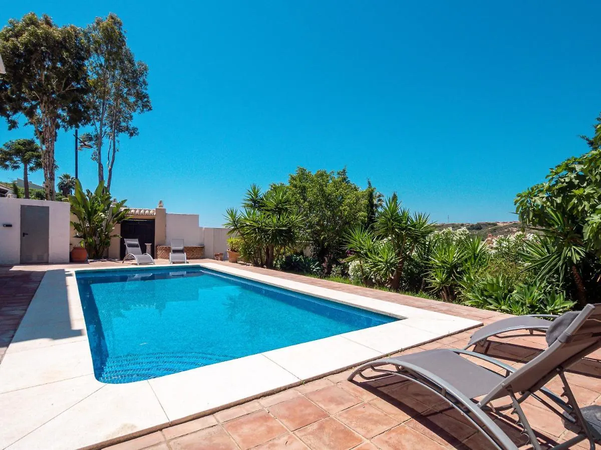 Villa 5 Beds With Private Pool Near Estepona - 5007