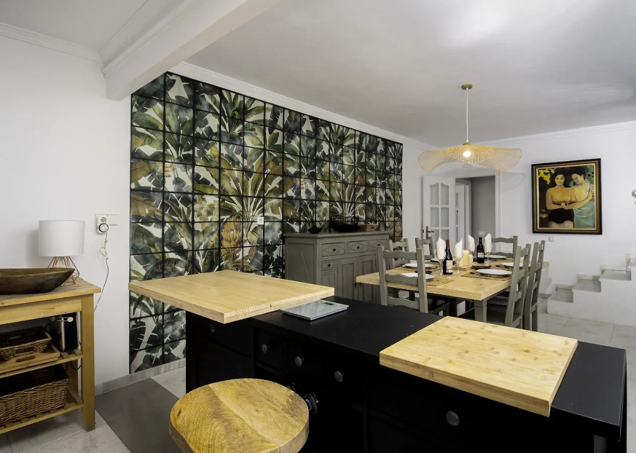 Villa 5 Beds With Private Pool Near Estepona - 5007