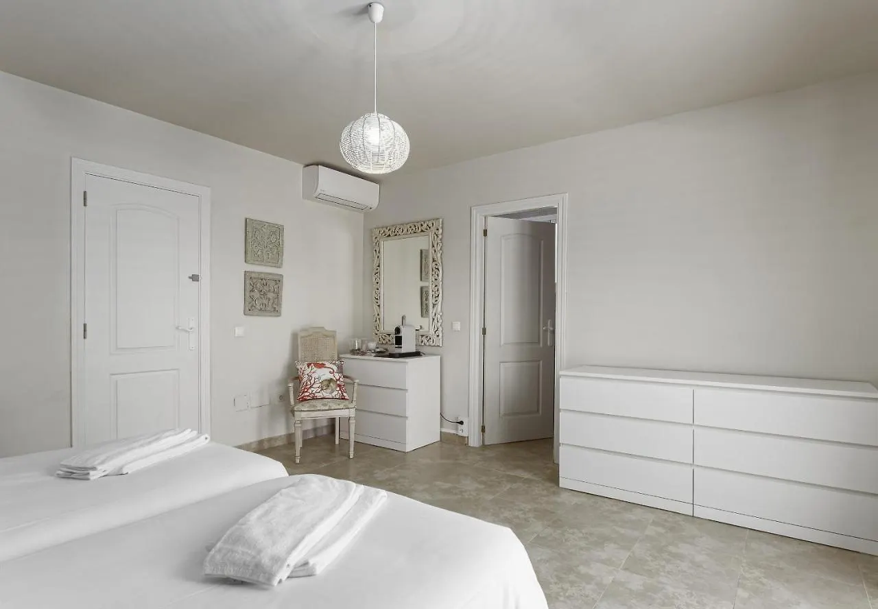 Villa 5 Beds With Private Pool Near Estepona - 5007 Spain